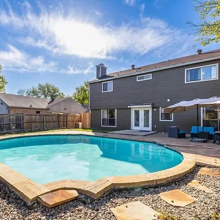 Spacious 4Br Home With Pool Bbq & Games Grand Prairie Exterior photo
