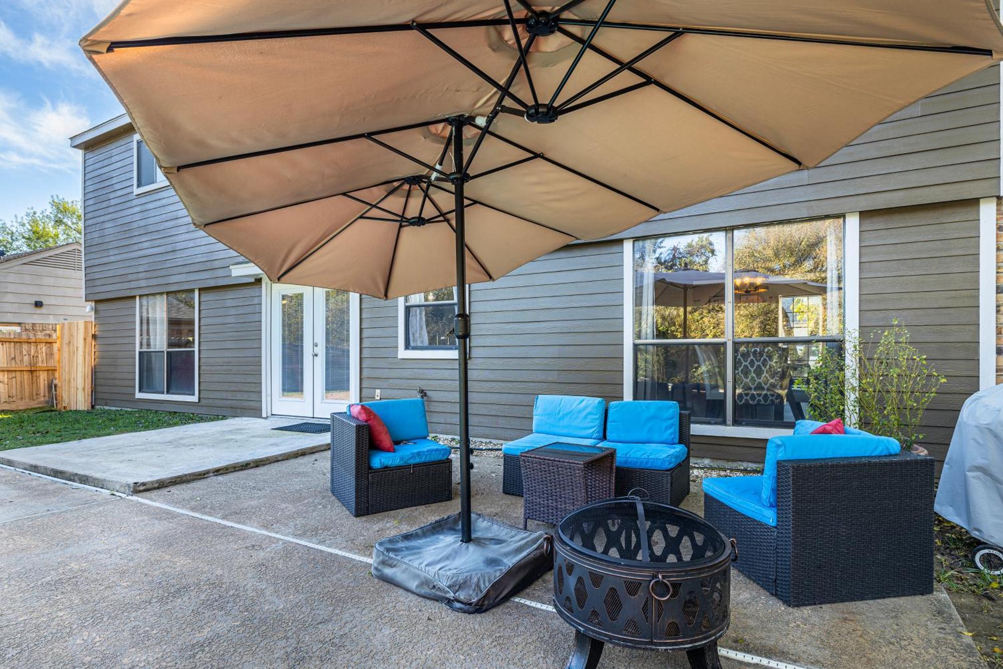 Spacious 4br With Pool Bbq & Games