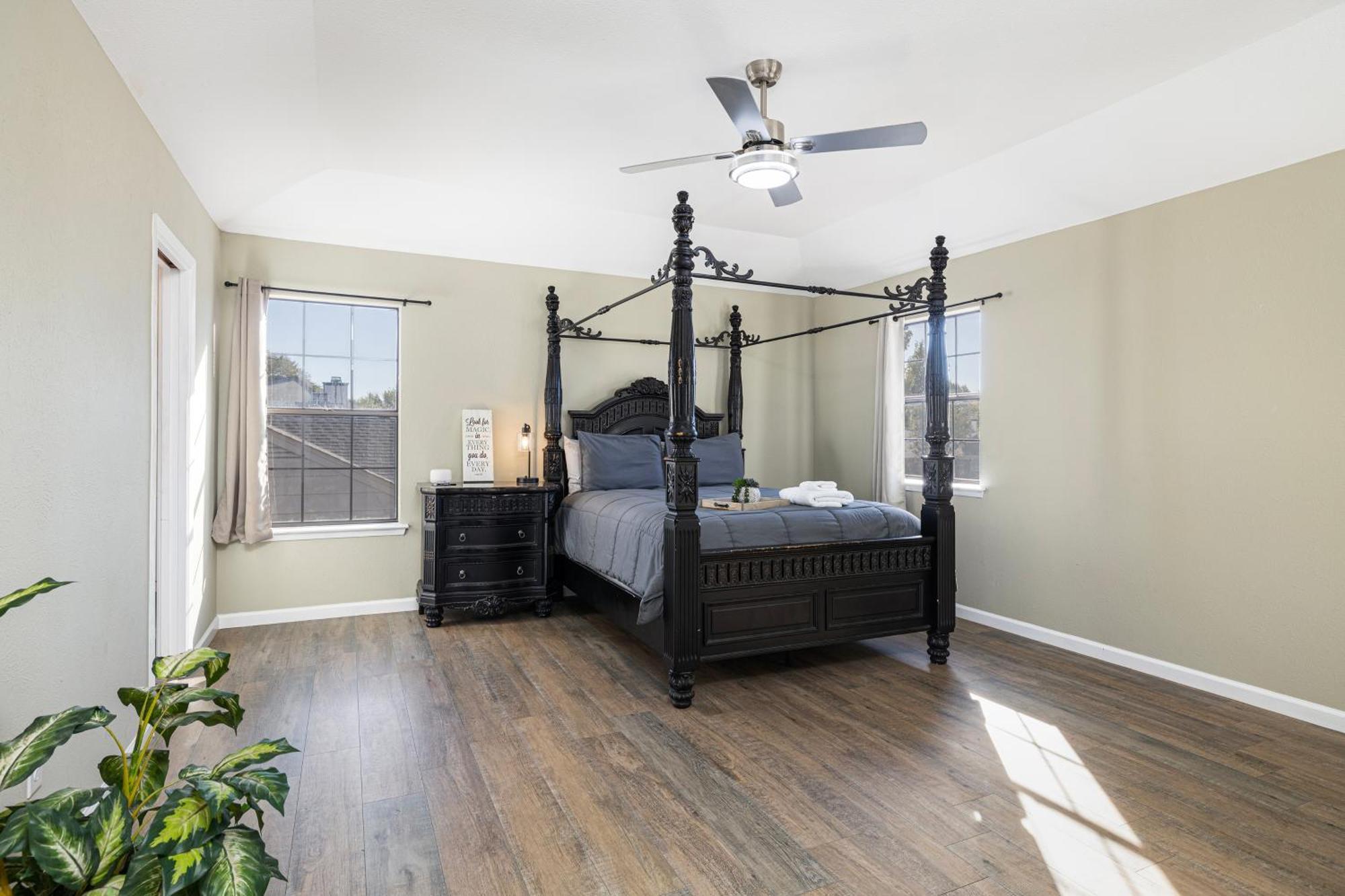 Spacious 4br With Pool Bbq & Games